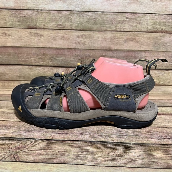 Keen Other - Keen Brown Newport H2 Sandals